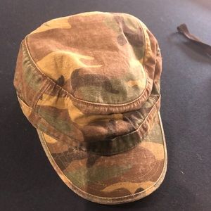 NWT Aldo Camo hat